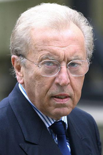 David Frost as Host in Frost's Weekly