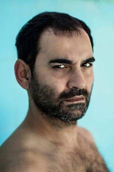 Γιάννης Κόκκινος as Greek Officer 1 in Smuggling Hendrix