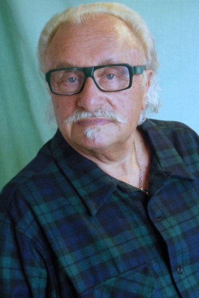 Karl-Heinz Teuber as Dr. Weiss in Deadlock