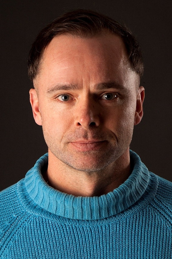 Lars Lenth as Self in Fiskekrigen