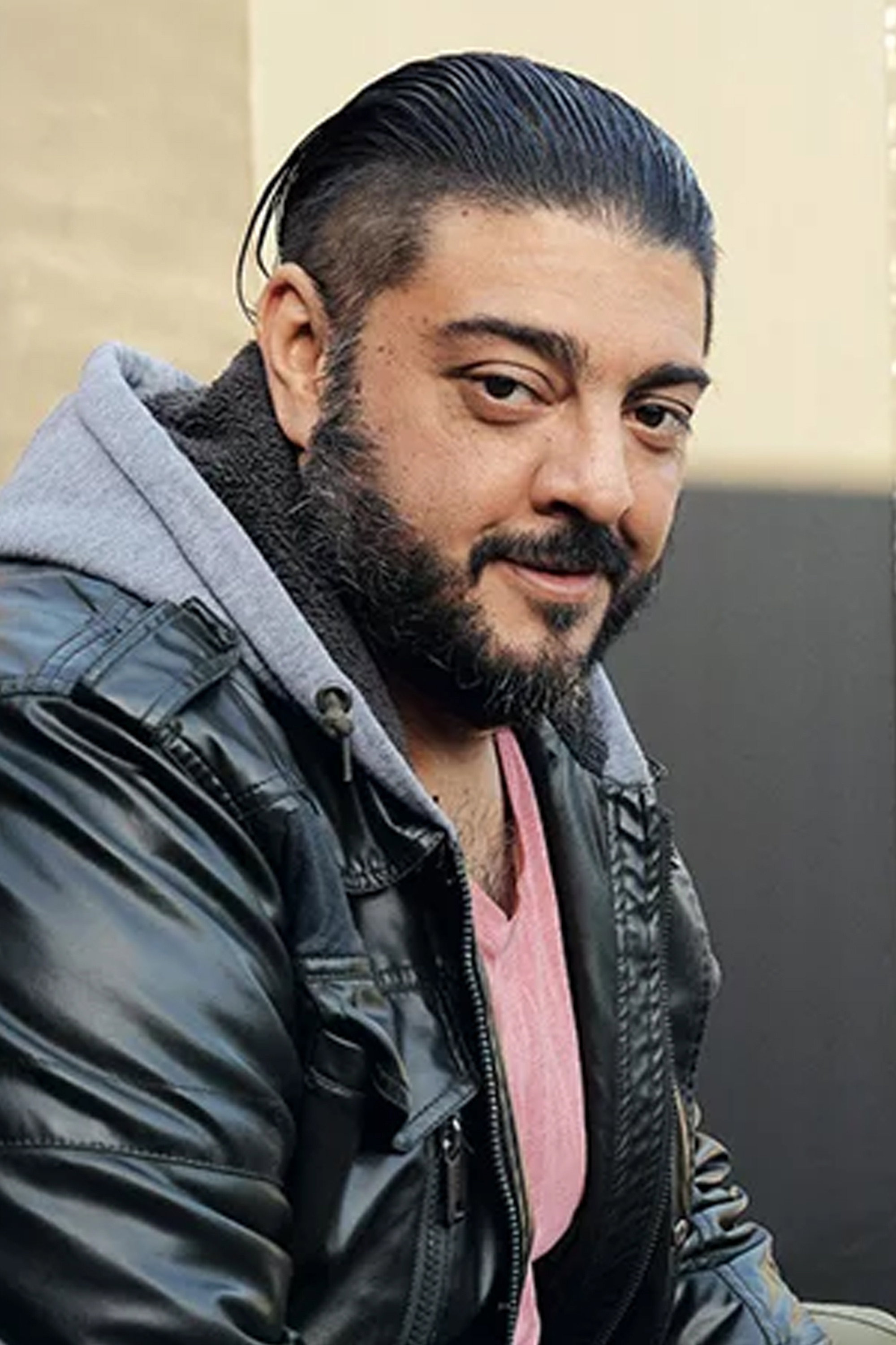 Ariel Pérez de María as Néstor in Todo por el ascenso