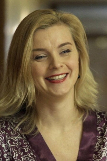 Eglė Driukaitė-Alesienė as Smiltė in Gedimino 11