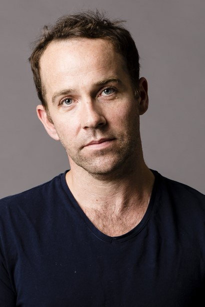 Jonjo O'Neill as Dromio of Syracuse in RSC Live: The Comedy of Errors