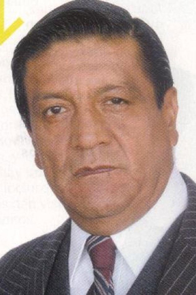 Edgardo Román as Gonzalo Díaz in Big Steps