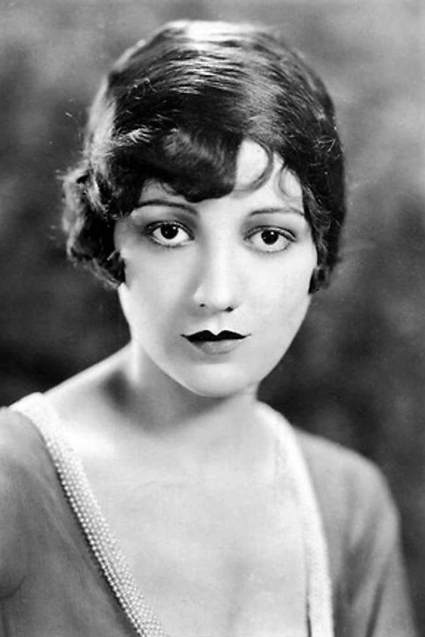 Elinor Fair as Renee Brooks in The Timber Wolf