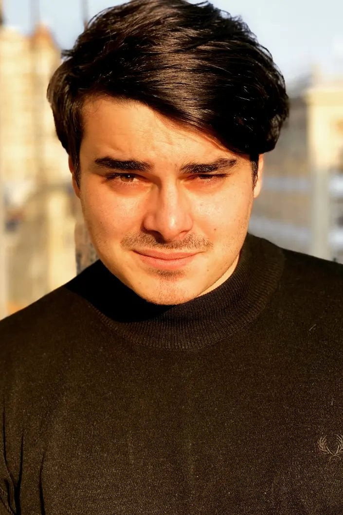 Elvin Səlimov as Emil in S.Ə.S
