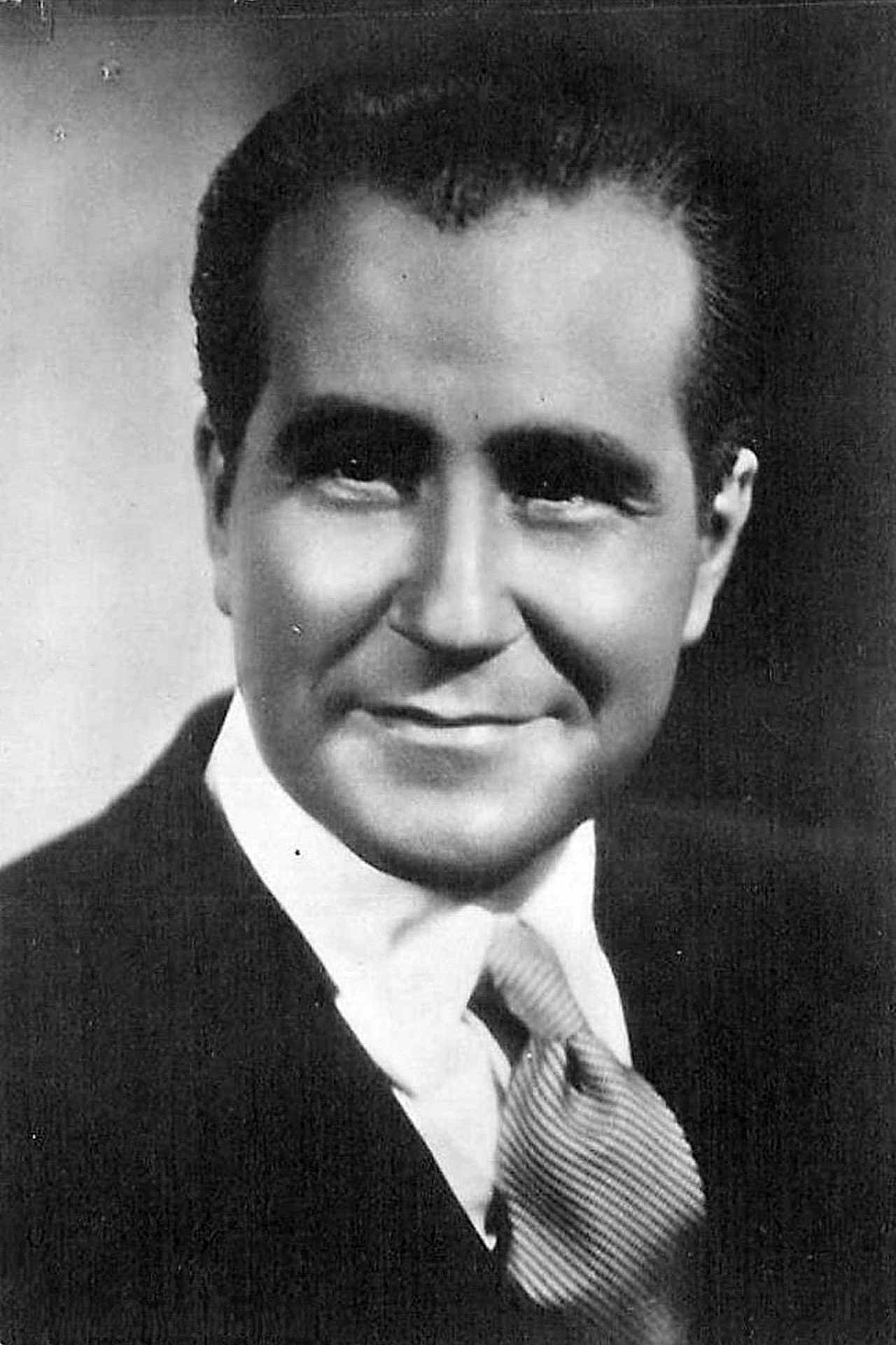 Carlo Tamberlani as Dr. Cianelli in Il richiamo nella tempesta