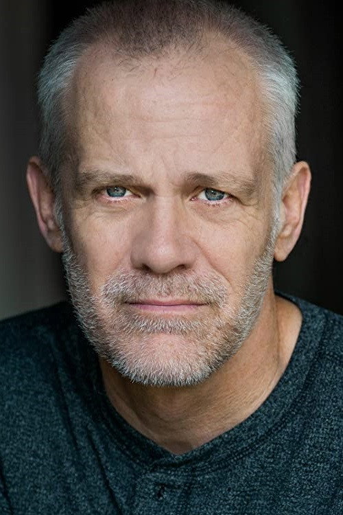 Steven Sean Garland as Detective Dietz in Chameleon