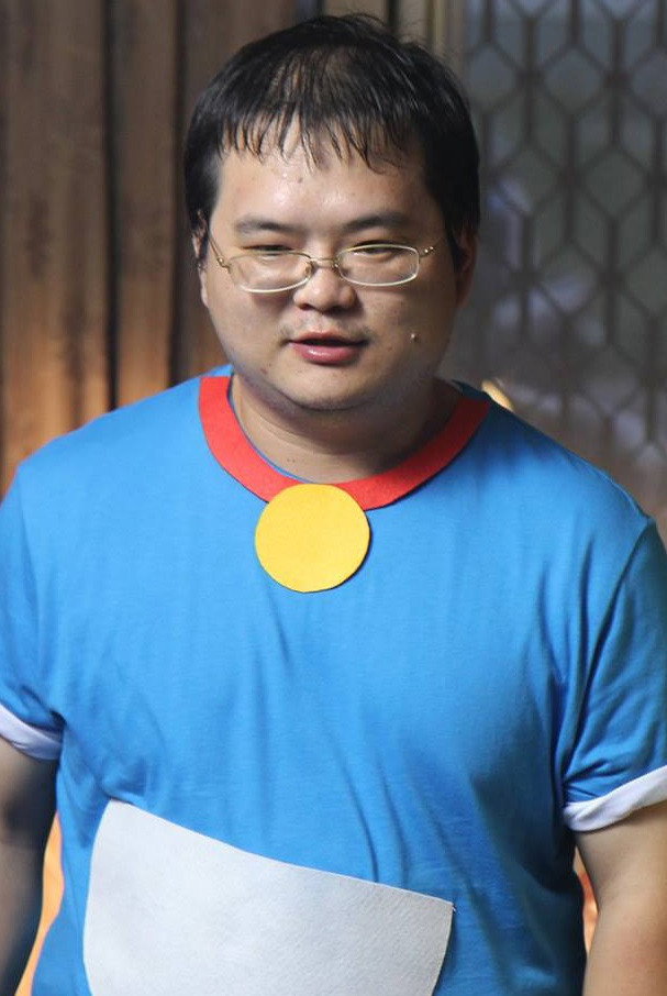 黃略耕 as Kevin / MRT Employee in The Sadness
