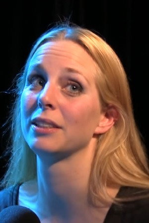 Alexandra Alphenaar as Juf in De Eindmusical