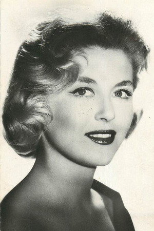 Nicole Courcel as Florence, the mother in Thomas