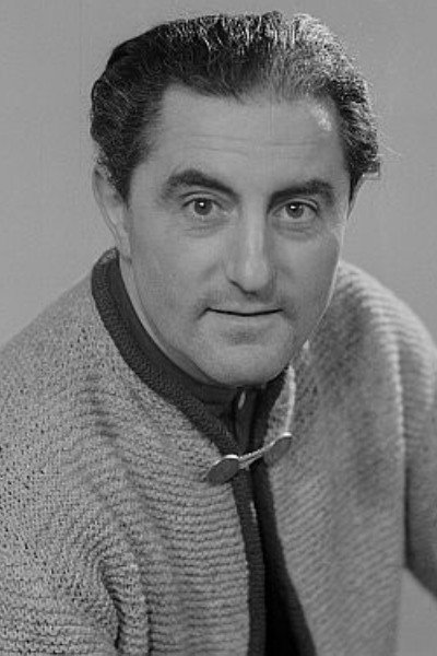 Martin Flörchinger as Großvater Hanke in Das Mädchen Krümel