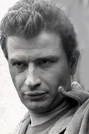 Alberto Argibay as Inspector Blanchard in Contragolpe