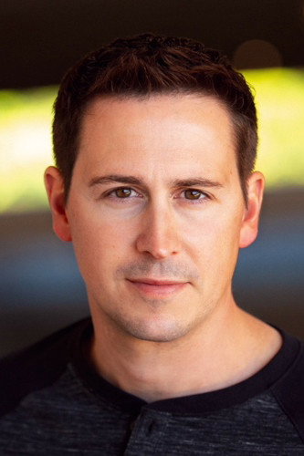 Chris Farquhar as Jeff in The Dark