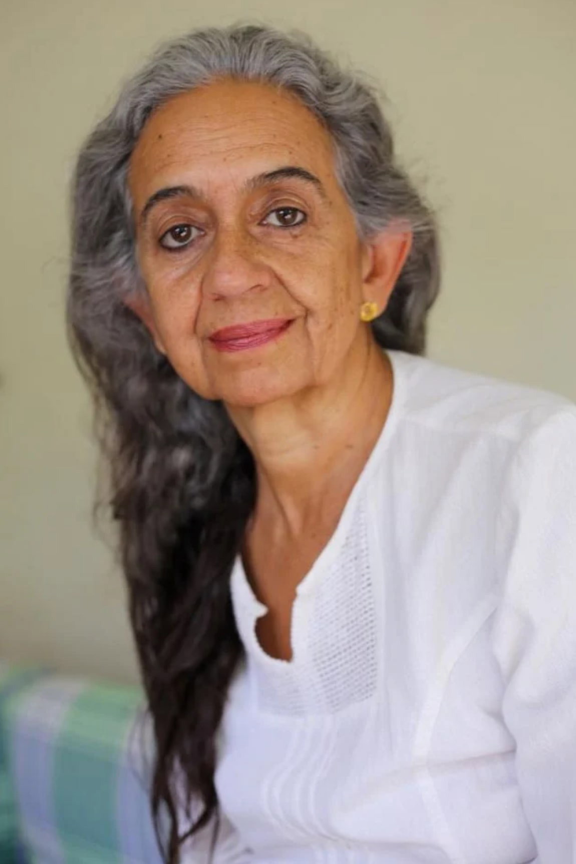 Regina Flores Ribot as Irasema in In The Waves