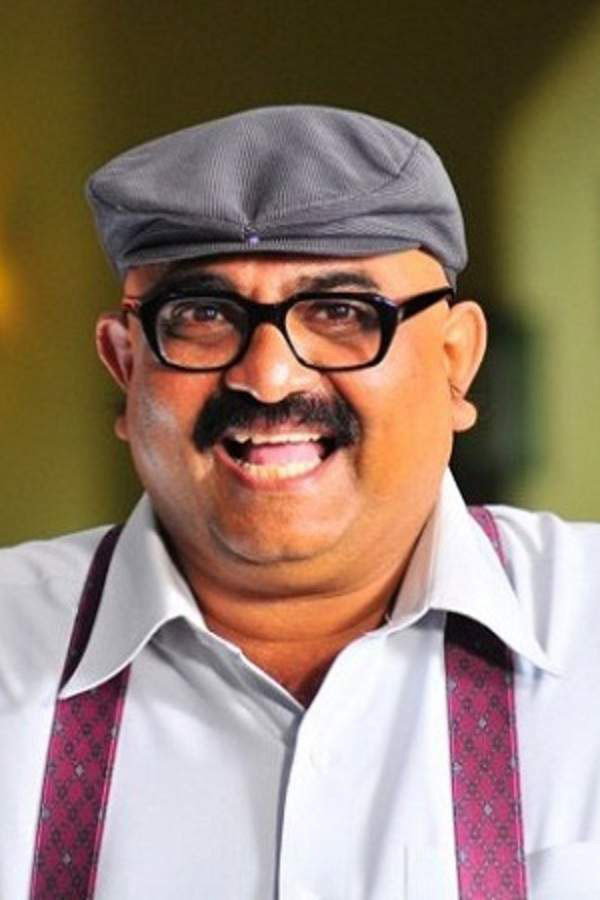 Sihi Kahi Chandru as Suma's uncle in Sparsha