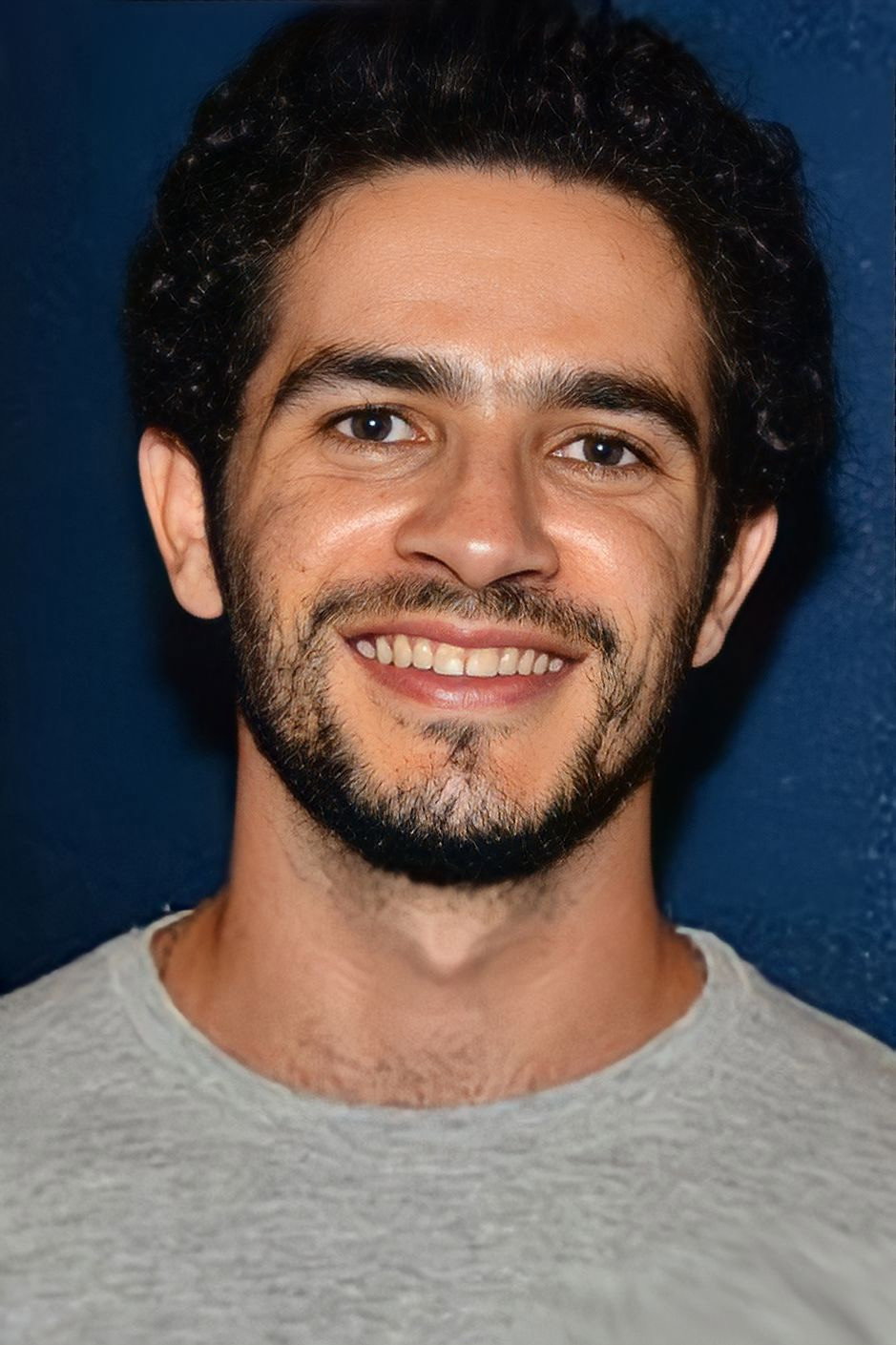 Vinícius de Oliveira as Éder in Sintonia