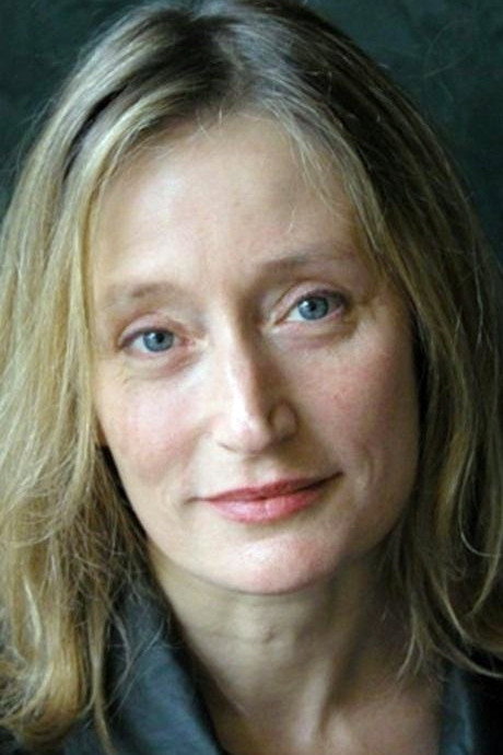Marie Matheron as Solange, Martine's sister in Scorpion