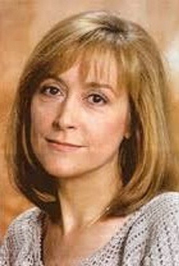 Margarida Minguillón as Rosa in Poblenou