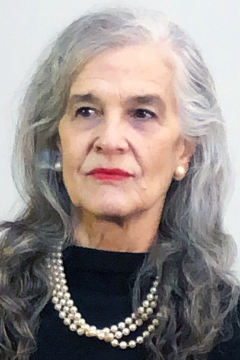 Elvira Onetto as Susy in The Tenth Man