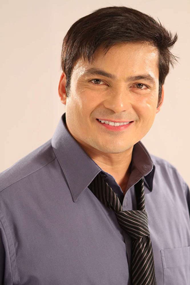 Gabby Concepcion as Miguel de Guzman in Kahit Puso'y Masugatan