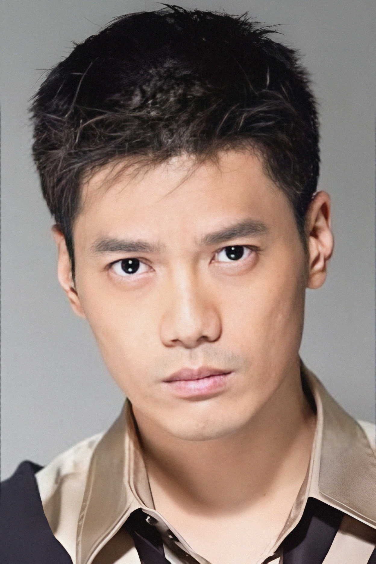 關德輝 as Ping On in Better Halves