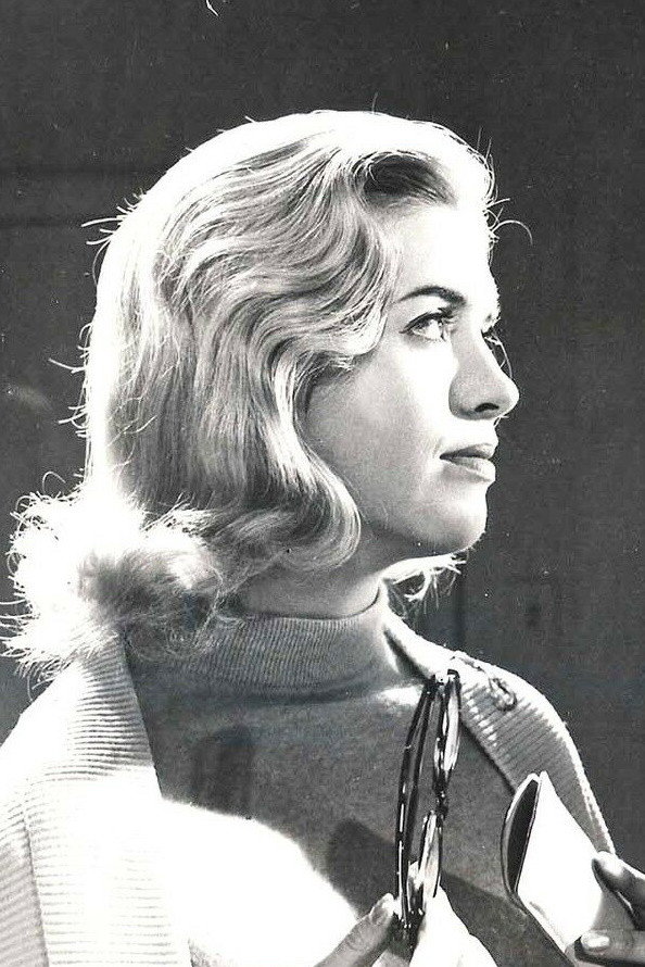 Anne Collings as Naome Sager in Seven Alone