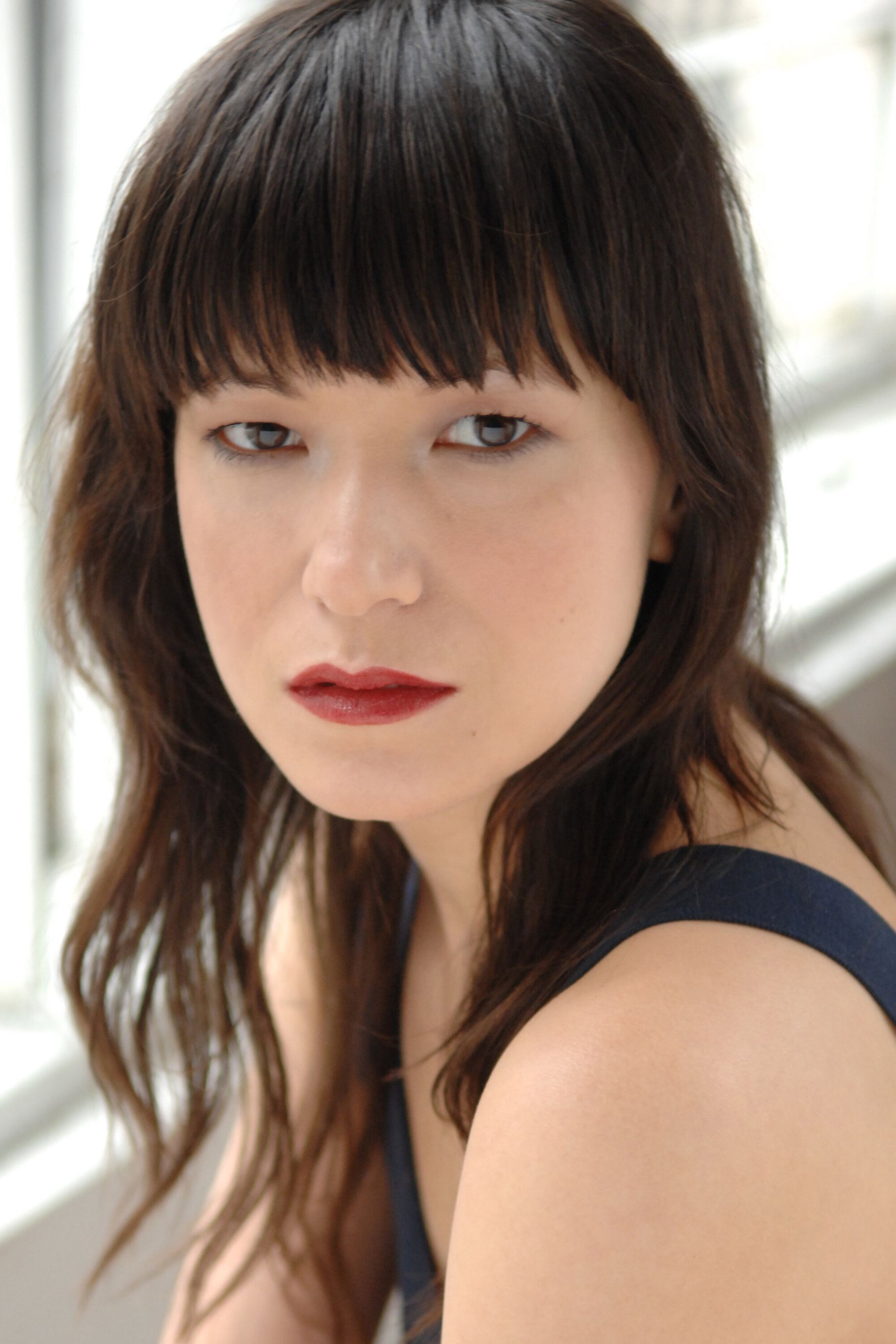 Julienne Hanzelka Kim as Iris in Split