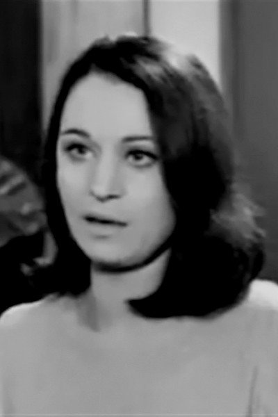 Κία Μπόζου as Katerina in Ο ναύτης του Αιγαίου