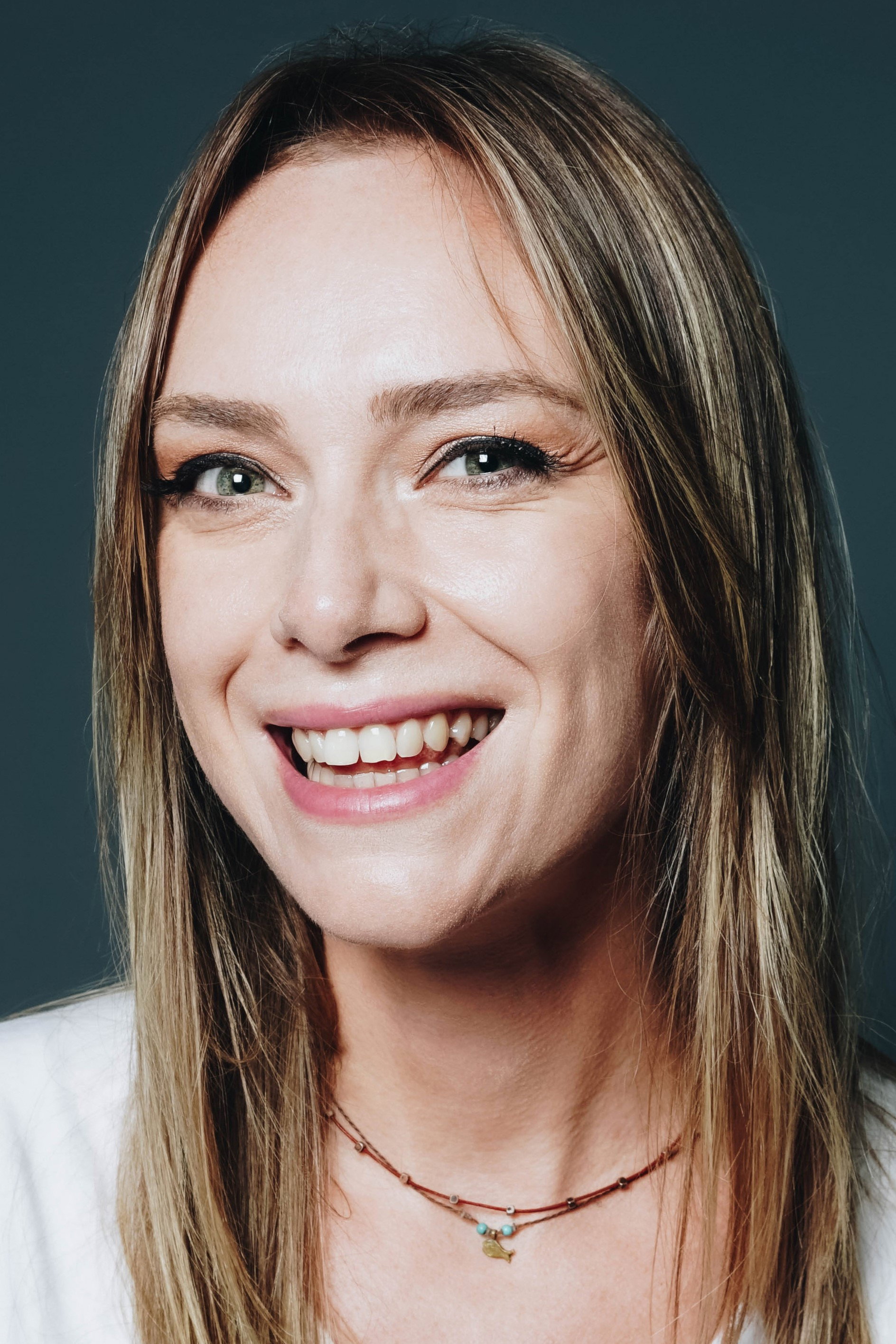 Yeliz Akkaya as Melahat in Gönül Ferman Dinlemiyor