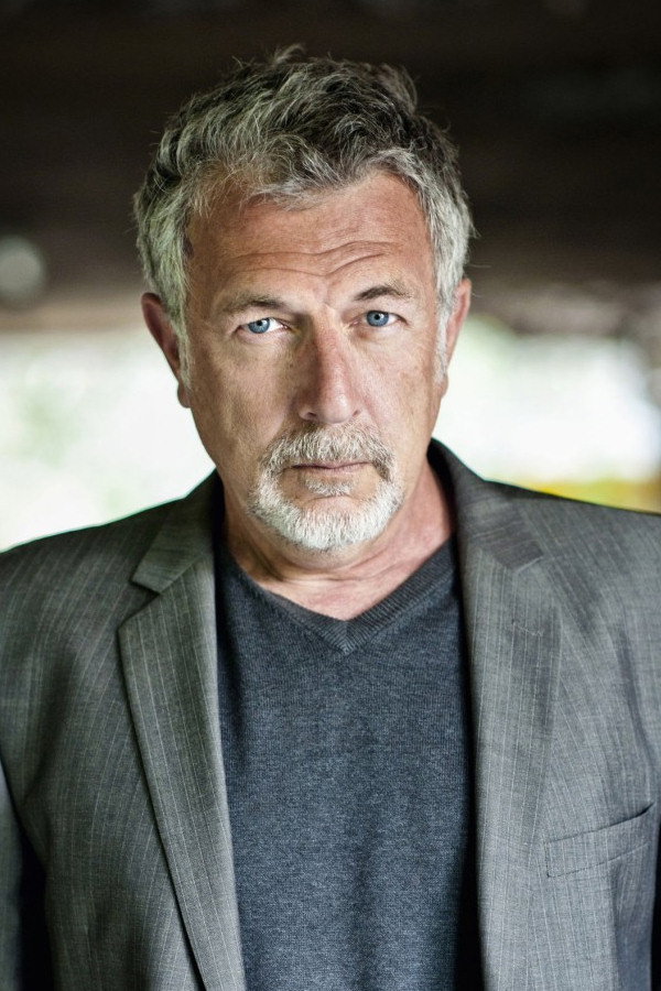 Michele Oliveri as Gustavo Di Vicario in Hotel Barcelona