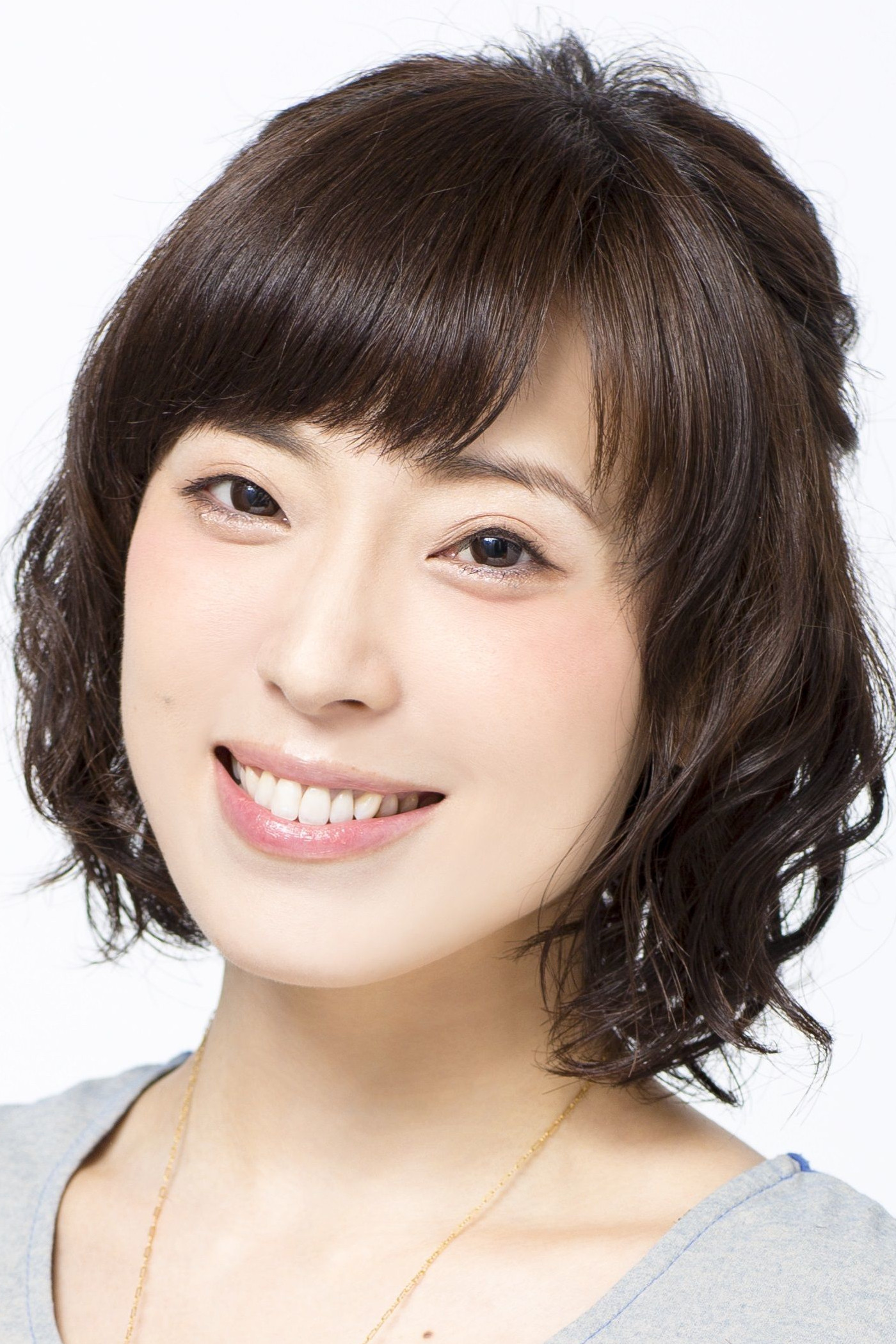 中村繪里子 as Chisato Sumiyoshi (voice) in Love, Election, & Chocolate