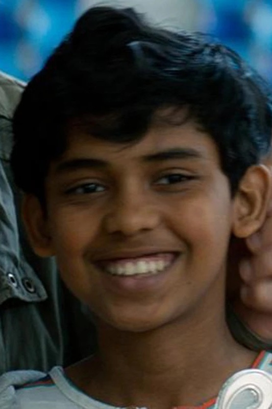 Assad Ahmed as Fahim Mohammad in Fahim