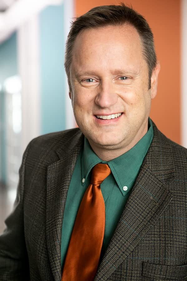 Henry Kemp as Ronald in God's Gracie
