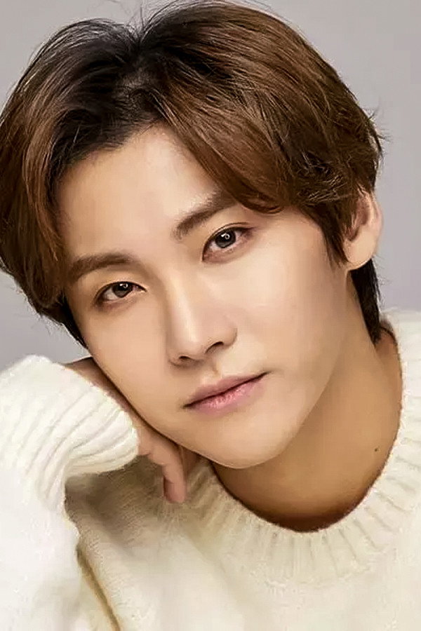 송승현 as Hyun-woo in Rhapsody for the Dead