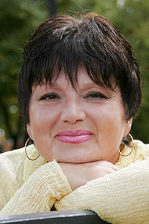 Татьяна Шабельникова as Zabava (voice) in The Flying Ship