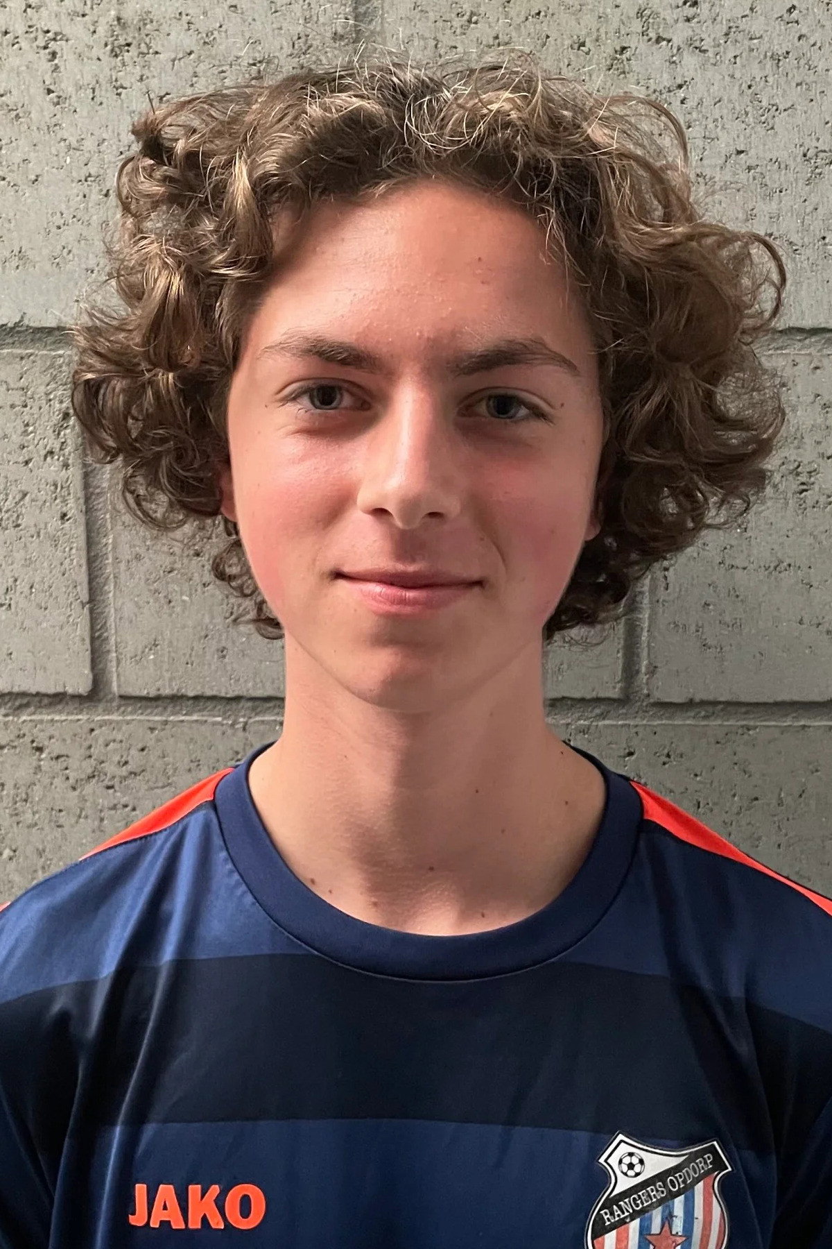 Jul Goossens as Maxime in Young Hearts