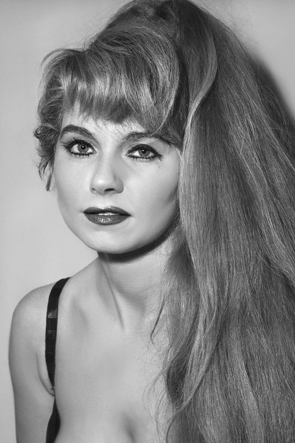 Waltraud Habicht as Frau Willrich in Der Eindringling