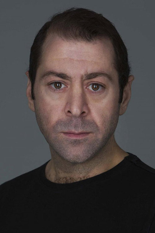 Erdem Akakçe as Nedim in Benim Güzel Ailem