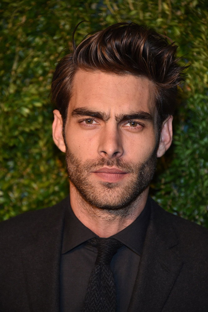 Jon Kortajarena as Nicolás Vázquez in High Seas
