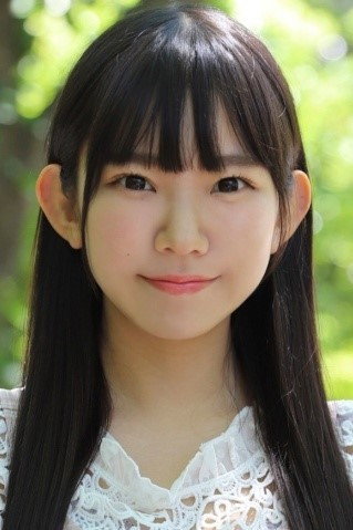 長澤茉里奈 as Hinako in Shoujo Picaresque