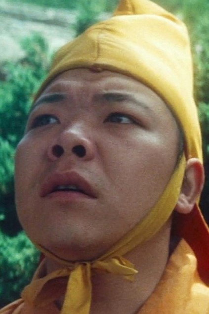吳明才 as Chung Fa, Hero with flute in De Mannentester