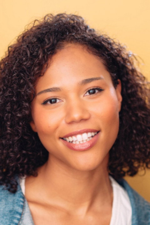 Sophia Lucia Parola as Becca in The Mix