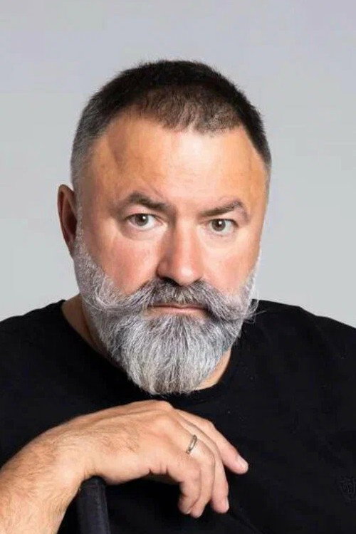 Андрей Казаков as Илья in Cash Collectors