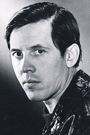 Валерий Золотухин as Vasiliy Fokich Serozhkin — kapitan militsii in Preliminary Investigation