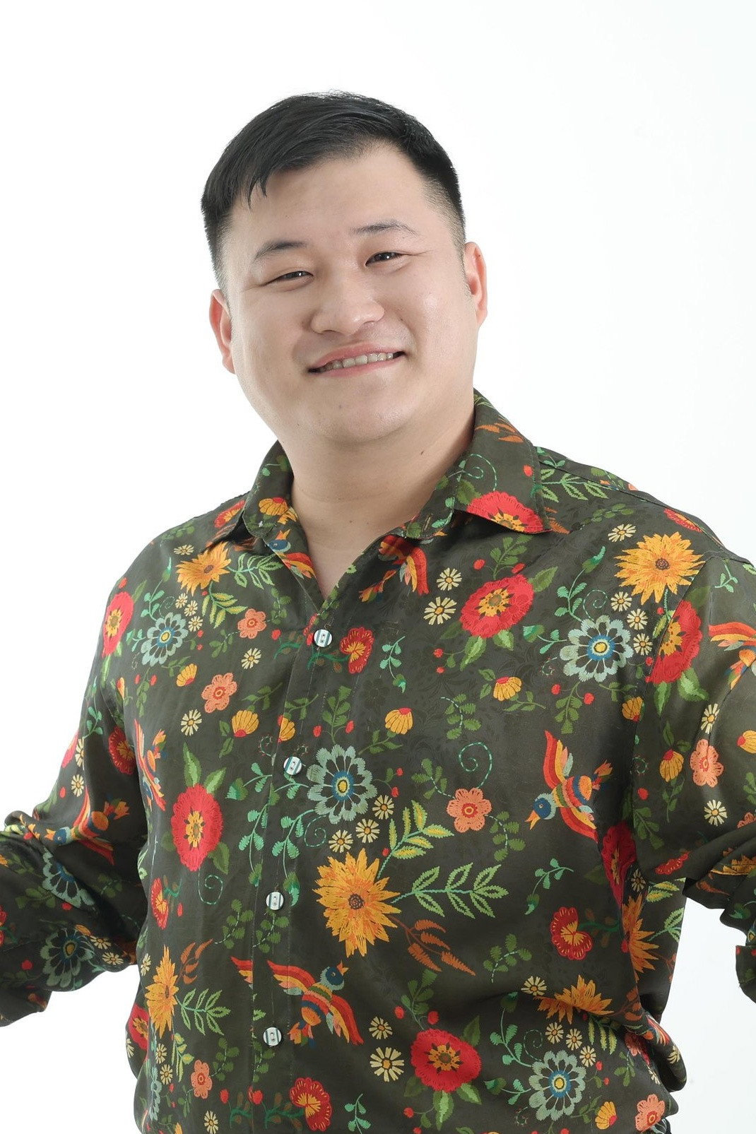 Mạnh Dũng as Chiến "đo" in 1 Millimeter From You