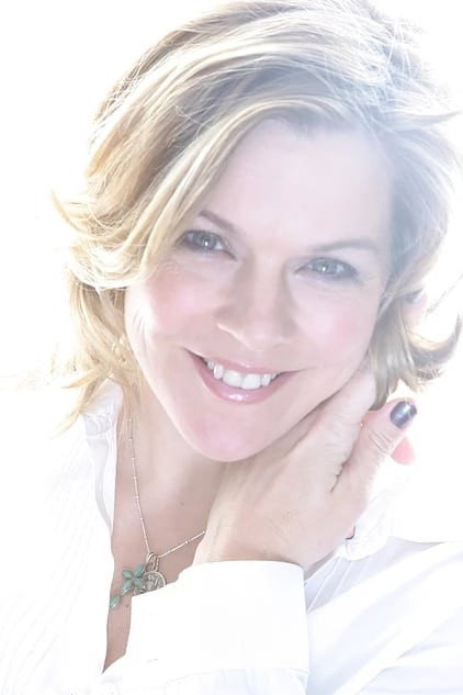 Janie Dee as Clara Rushton in The Burning Girls