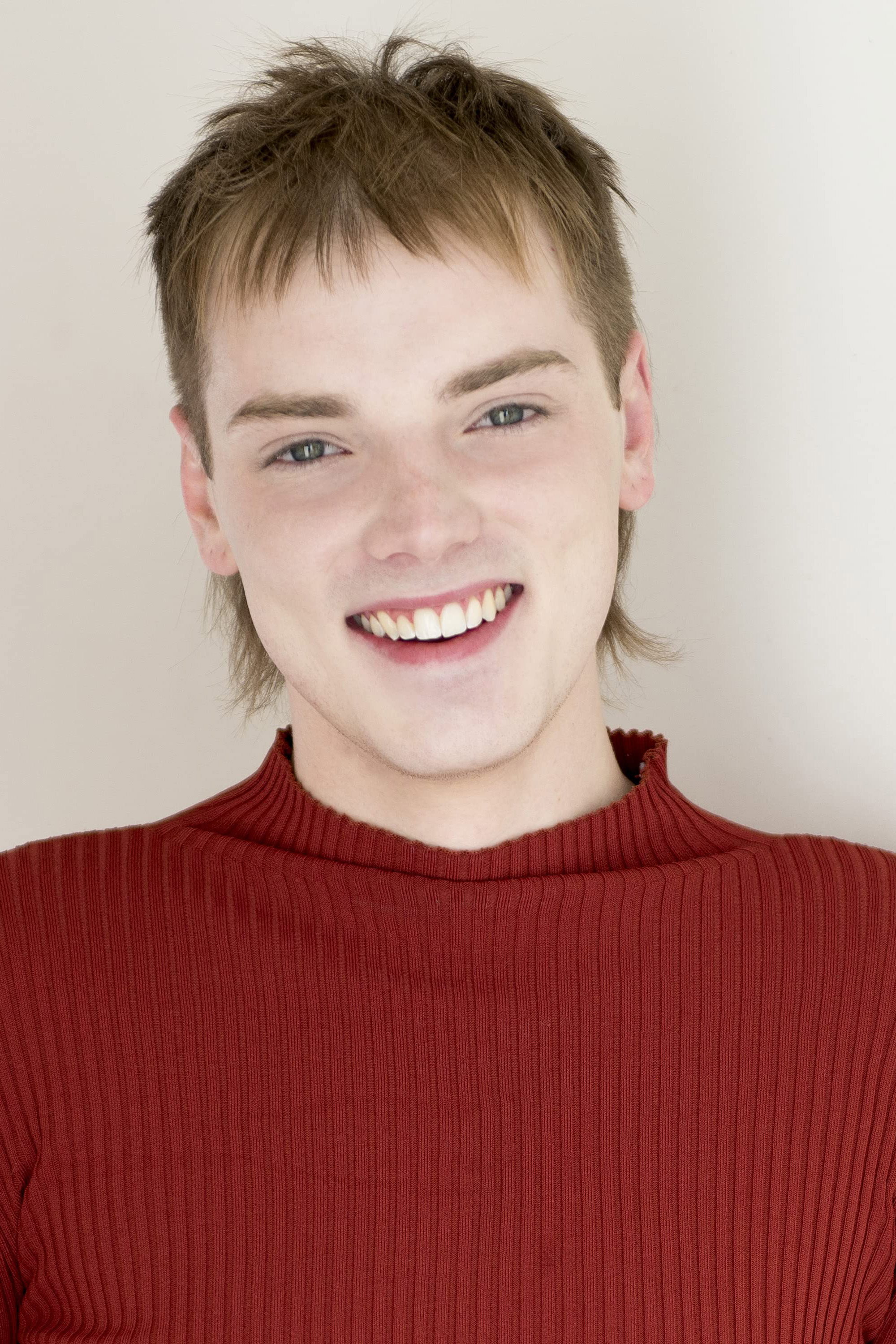 Nic Prior as Ian in Amaranthine