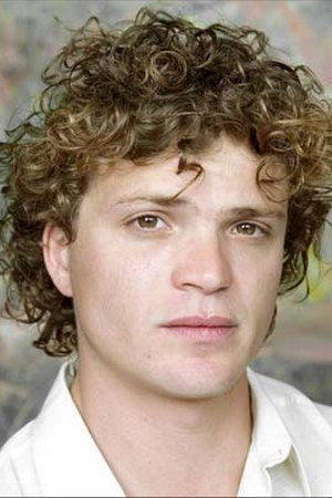 Gabriele Bocciarelli as Pietro ragazzo in With Closed Eyes