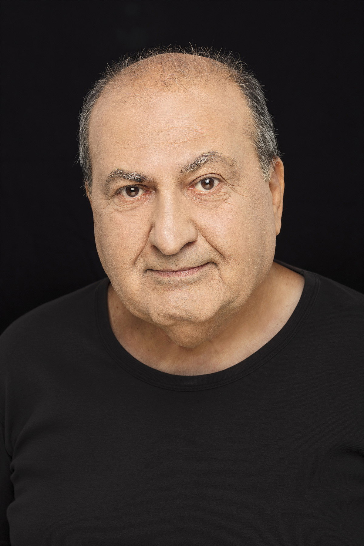Bora Ayanoğlu as Üzeyir in Umutların Ötesi